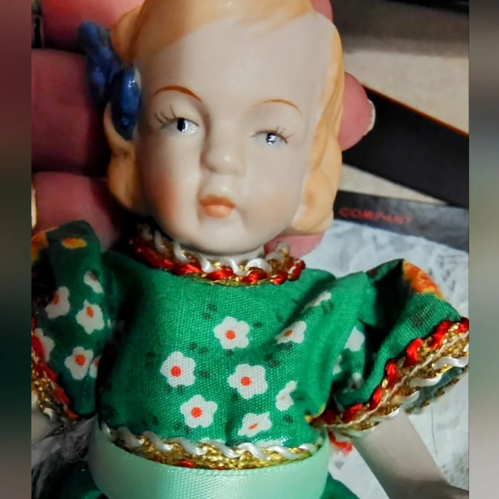 Vintage Bisque Doll Shackman 6" Tall German Green Dress Japan Mcm - Picture 2 of 7